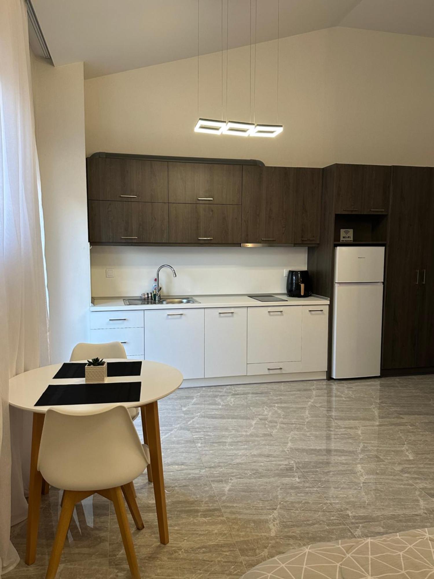 Natalie'S Apartments Nea Nea Makri Zewnętrze zdjęcie